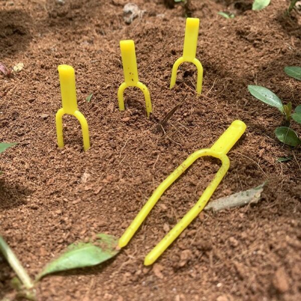 100 Pcs Planting Forks for Strawberry & Vine Support