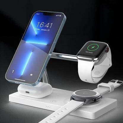 3-in-1 Magnetic Wireless Charging Station